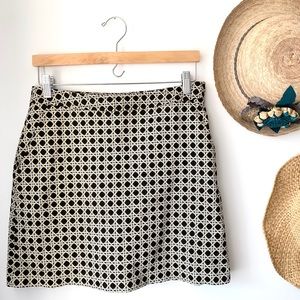 Fairway & Greene black knot print skort size 8